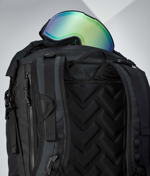 Dorsa 37 Backpack